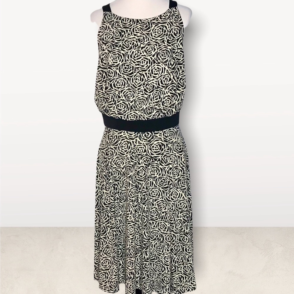 London Times | Tank Dress - Picture 2 of 11